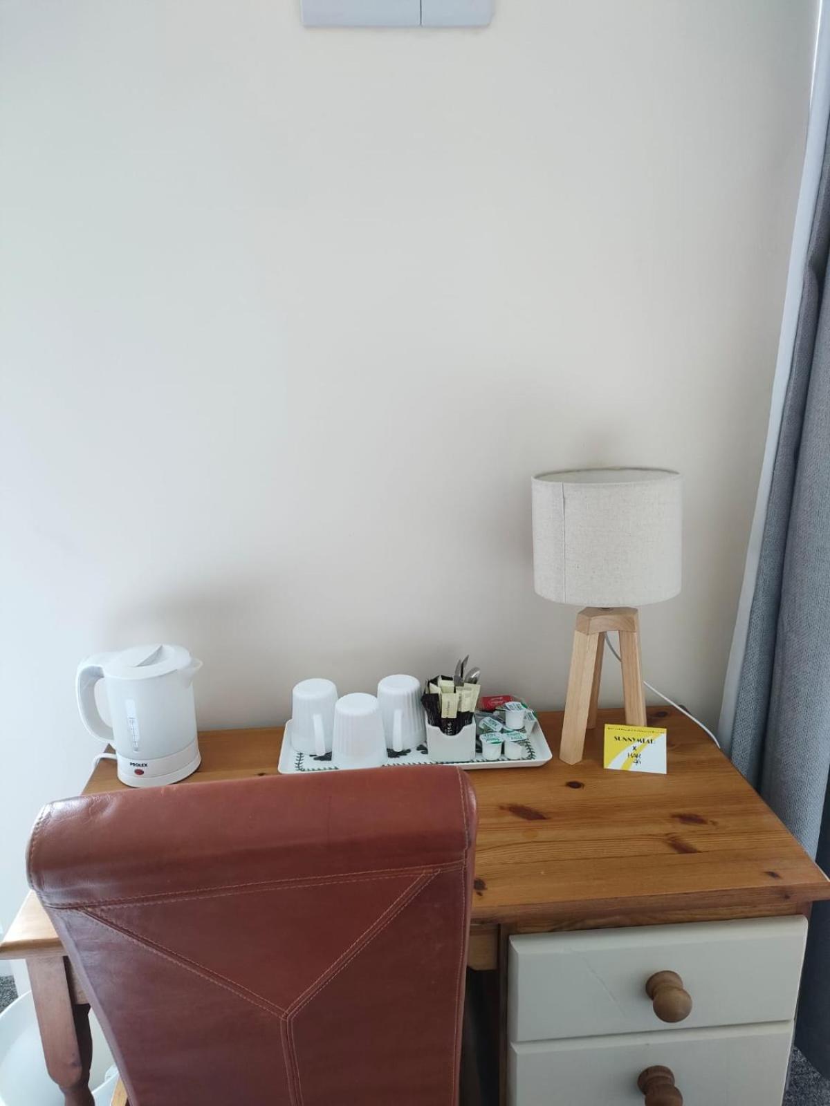 Sunnymead Guest House Aberystwyth Oda fotoğraf